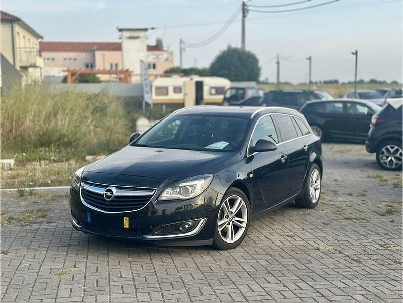 Usado 2016 Opel Insignia Cosmo Carrinha | € 11.900 (Caro) - Imagem 1/4