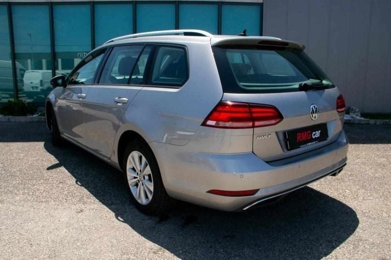 Usado VW Golf VII 116 HP (85 kW) 2017 Cinzento (metalizada) Carrinha