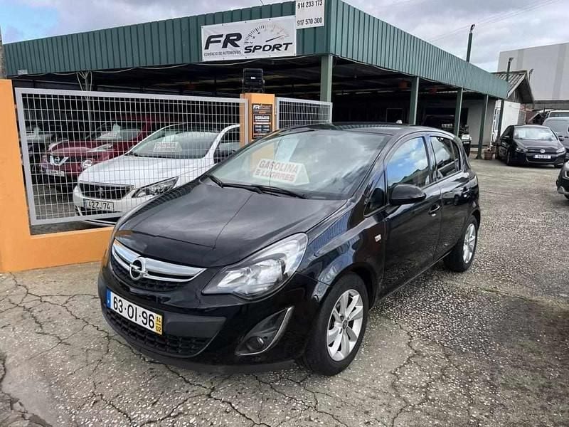 Usado Opel Corsa S 85 HP (62 kW) 2014 Preto Citadino