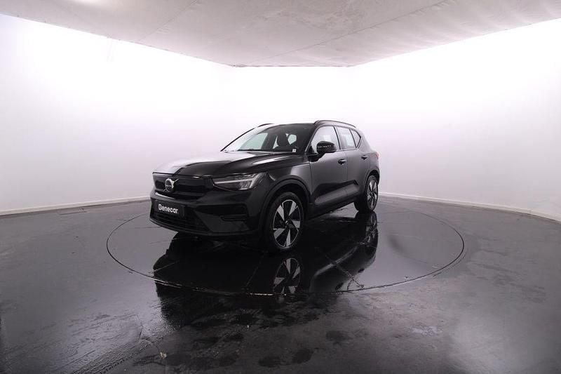 Usado Volvo XC40 185 kW (252 HP) 2024 Preto SUV