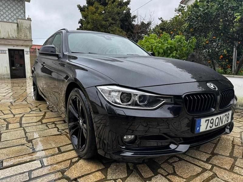 Usado BMW 320 Sport Line 184 HP (135 kW) 2014 Preto Carrinha