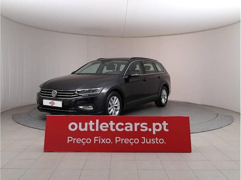 Preto metalizado Usado 2019 VW Passat Business Carrinha | € 18.750 (Preço justo) - Imagem 1/4