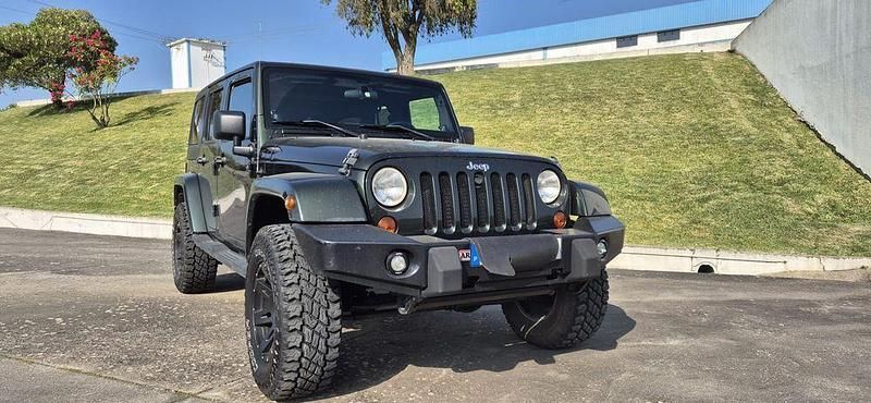 Usado 2012 Jeep Wrangler Sahara SUV | € 39.000 - Imagem 1/4
