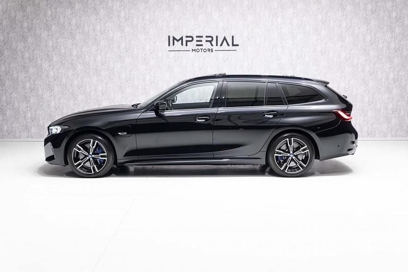 Usado BMW 330 292 HP (214 kW) 2023 Preto Carrinha