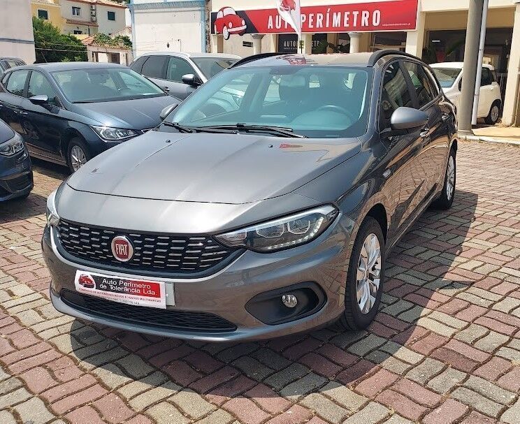 Cinza Usado 2020 Fiat Tipo Lounge Carrinha | € 12.900 (Preço justo) - Imagem 1/4