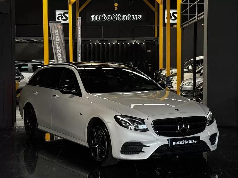 Branco Usado 2019 Mercedes E300 AMG Carrinha | € 34.990 (Preço elevado) - Imagem 1/4