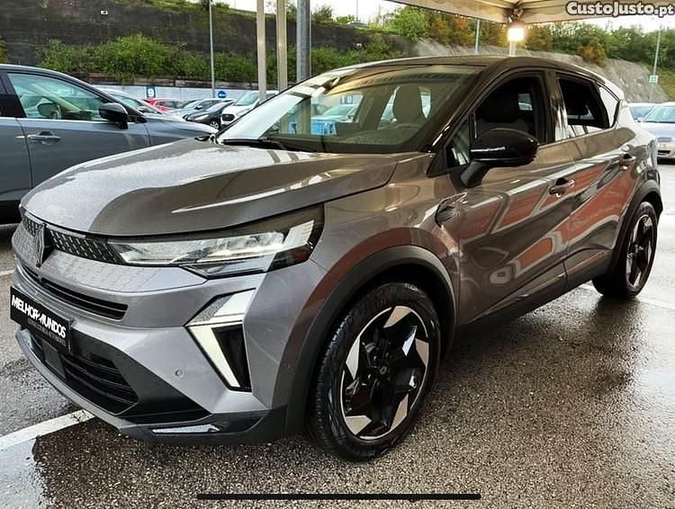 Cinza Usado 2024 Renault Captur Techno SUV | € 25.990 (Preço justo) - Imagem 1/1