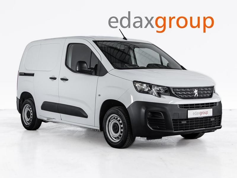 Branco Usado 2023 Peugeot Partner Van | € 15.490 (Preço justo) - Imagem 1/4
