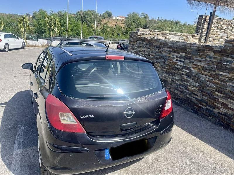 Usado 2007 Opel Corsa Sedan | € 3.700 - Imagem 1/4
