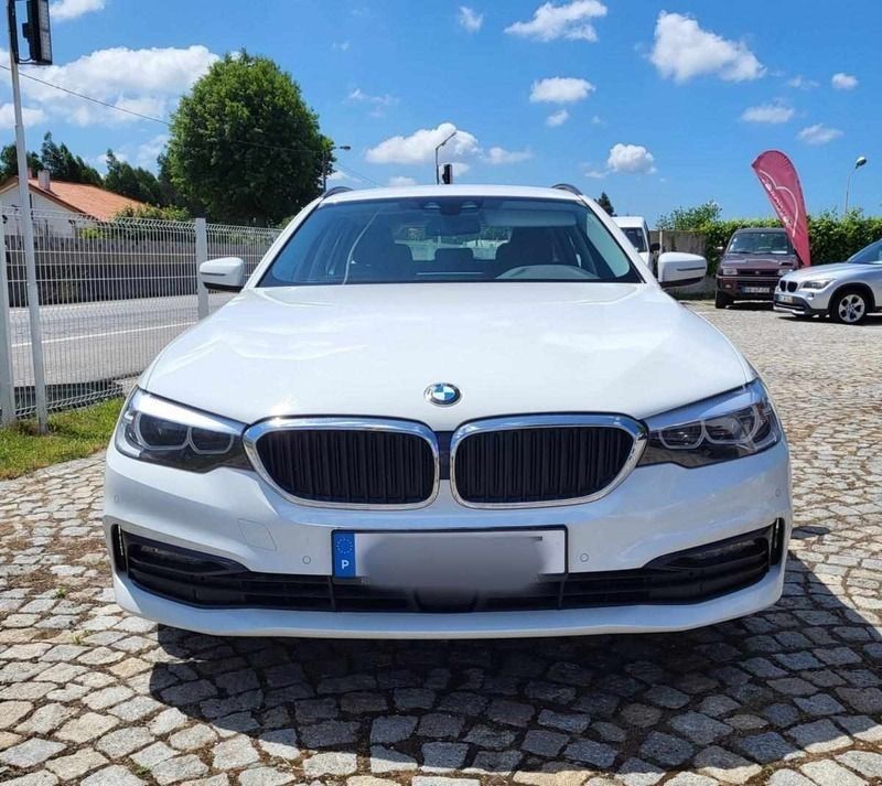 Branco Usado 2018 BMW 520 Sport Line Carrinha | € 23.950 (Preço justo) - Imagem 1/4