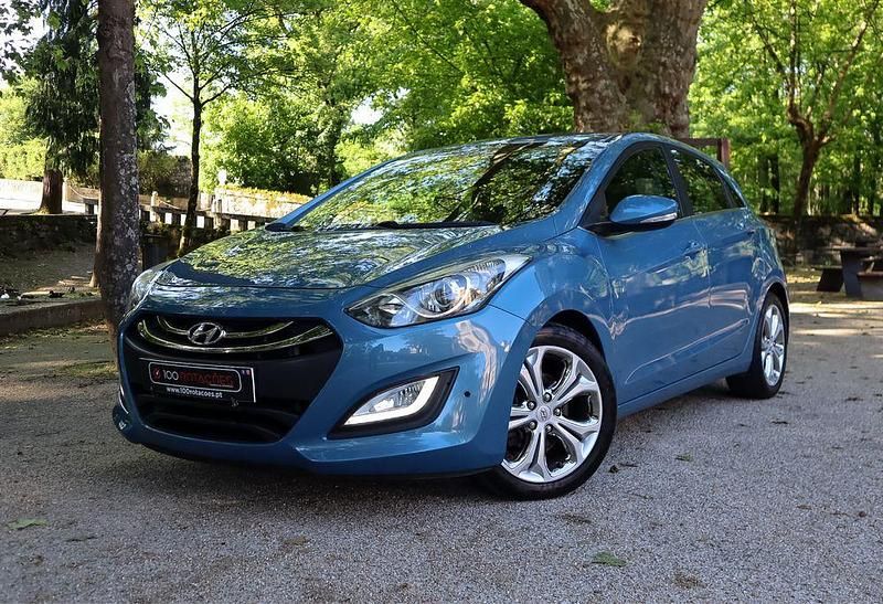 Usado 2014 Hyundai i30 Style Sedan | € 12.900 (Preço justo) - Imagem 1/4