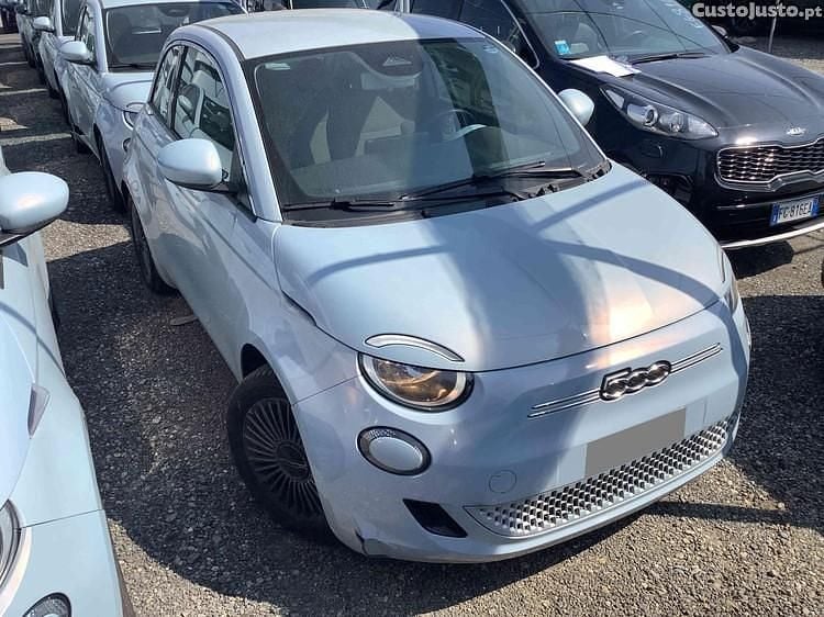 Azul Usado 2020 Fiat 500e Opening Edition | € 13.990 - Imagem 1/1