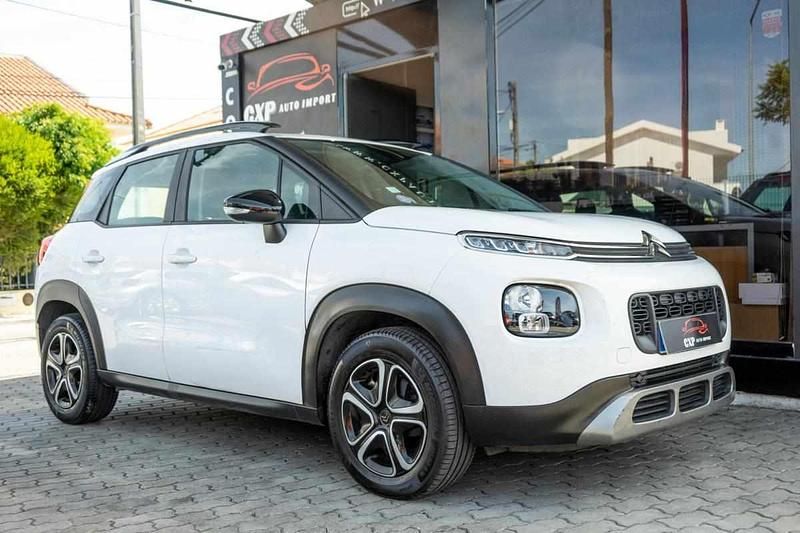 Branco Usado 2020 Citroën C3 Aircross PureTech SUV | € 11.900 (Preço justo) - Imagem 1/4