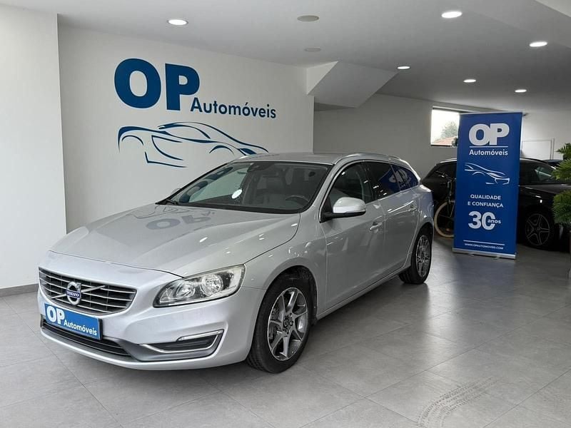 Cinza Usado 2015 Volvo V60 R-Design Carrinha | € 12.950 (Preço justo) - Imagem 1/4