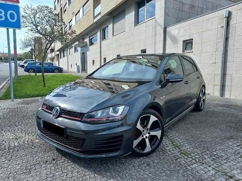 Cinza Usado 2015 VW Golf VII GTI | € 21.900 (Preço justo) - Imagem 1/4