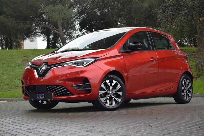 Usado Renault Zoe Evolution 100 kW (136 HP) 2023 Vermelho Citadino