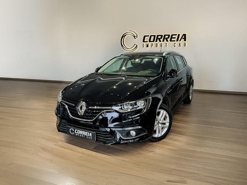Preto Usado 2020 Renault Mégane IV Intens Sedan | € 16.900 (Caro) - Imagem 1/4