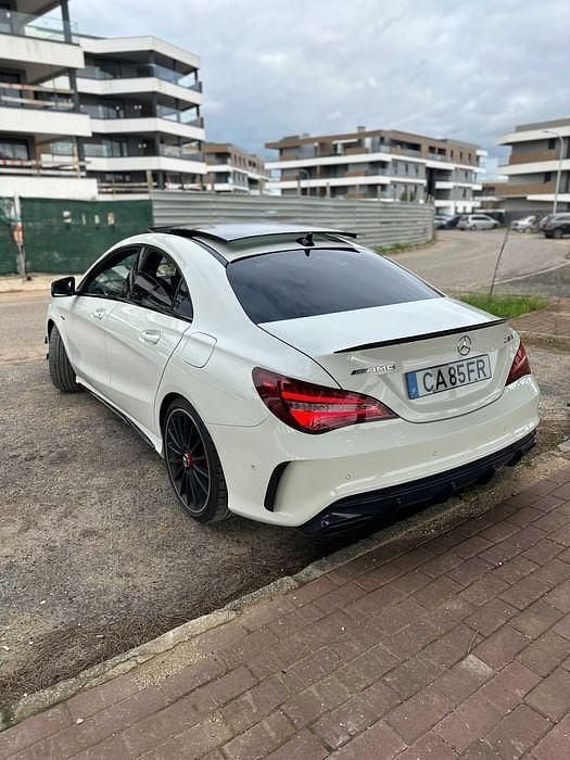 Usado Mercedes CLA45 AMG AMG 381 HP (280 kW) 2017 Branco Sedan
