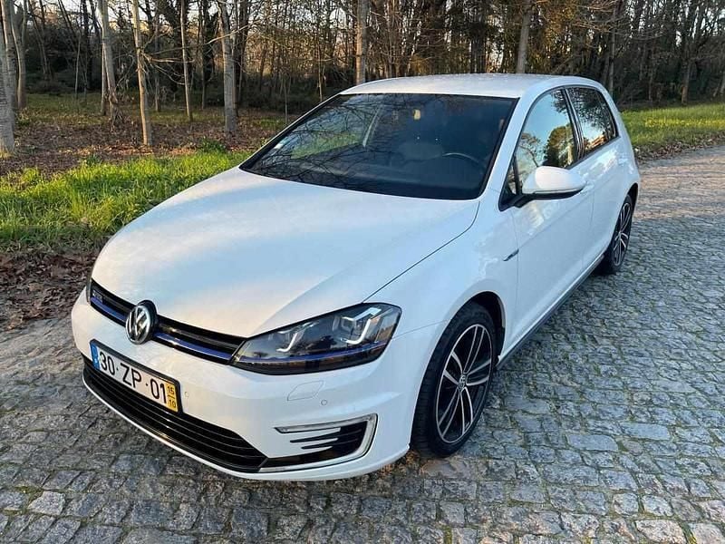 Usado VW Golf GTE 204 HP (150 kW) 2015 Branco Pickup