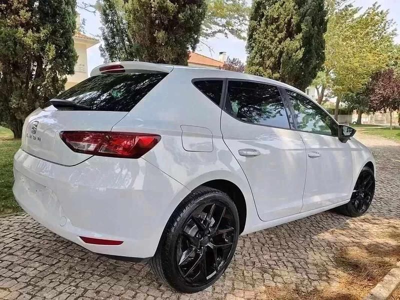 Usado Seat Leon Ecomotive 150 HP (110 kW) 2014 Branco