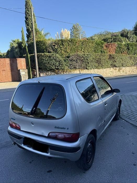 Usado 2002 Fiat Seicento S Citadino | € 1.100 - Imagem 1/4