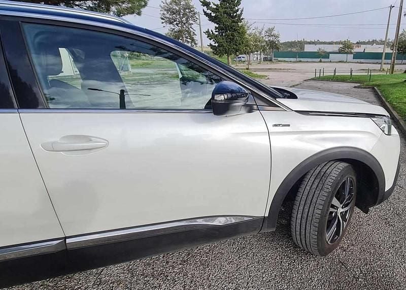Usado Peugeot 5008 GT-line 131 HP (96 kW) 2018 Branco Sedan