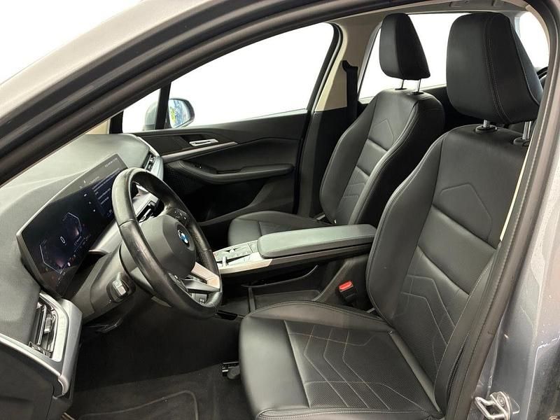 Cinza Usado 2023 BMW 218 Active Tourer Luxury Line Monovolume | € 29.990 - Imagem 1/4