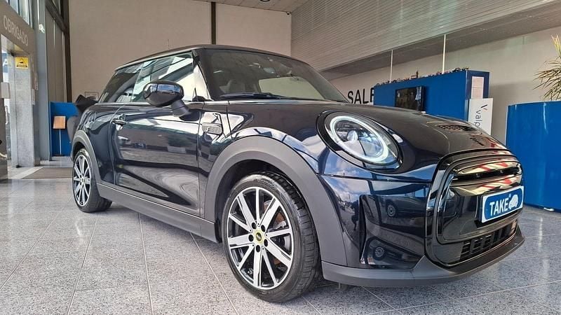 Preto Usado 2021 Mini Cooper S Citadino | € 19.900 (Bom preço) - Imagem 1/4