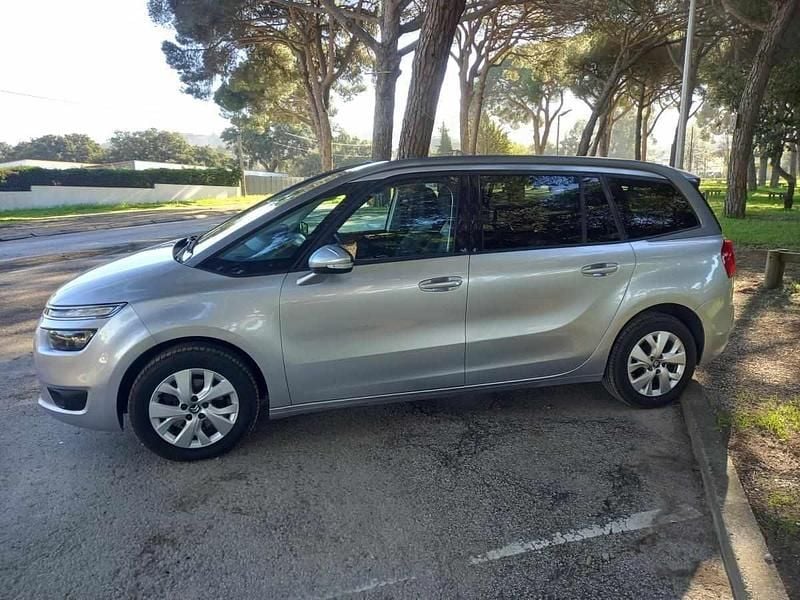 Usado Citroën Grand C4 Picasso 115 HP (84 kW) 2016 Cinzento Monovolume