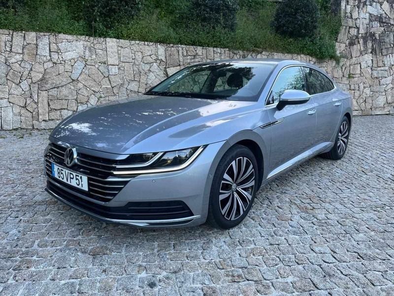 Cinzento Usado 2018 VW Arteon | € 19.250 (Preço justo) - Imagem 1/4