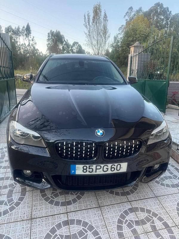 Preto Usado 2010 BMW 520 Carrinha | € 13.000 (Preço justo) - Imagem 1/4