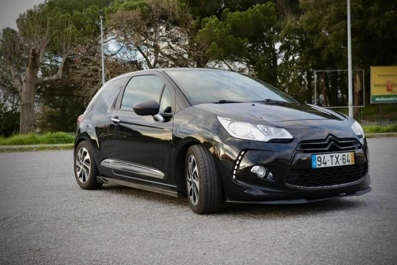 Preto Usado 2013 DS Automobiles DS3 Citadino | € 6.900 - Imagem 1/4