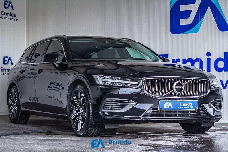 Preto Usado 2022 Volvo V60 Carrinha | € 29.900 (Bom preço) - Imagem 1/4