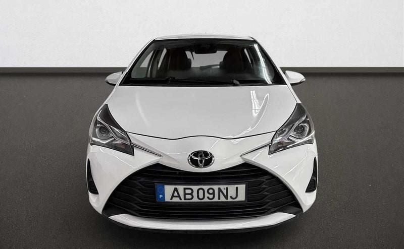 Usado Toyota Yaris 72 HP (52 kW) 2020 Branco Citadino