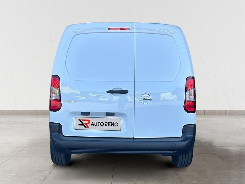 Usado Opel Combo 100 HP (73 kW) 2025 Branco Monovolume