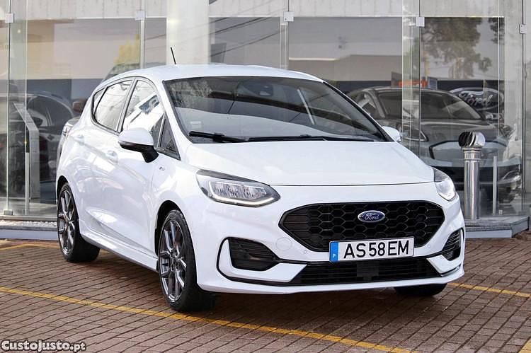 Branco Usado 2022 Ford Fiesta ST-Line Citadino | € 19.650 (Preço elevado) - Imagem 1/1