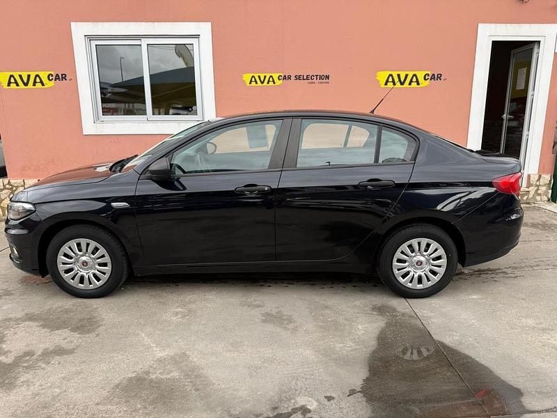 Usado Fiat Tipo S 95 HP (69 kW) 2019 Preto Sedan