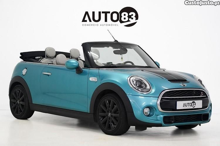 Verde Usado 2017 Mini Cooper S Coupé Coupé | € 23.990 - Imagem 1/1