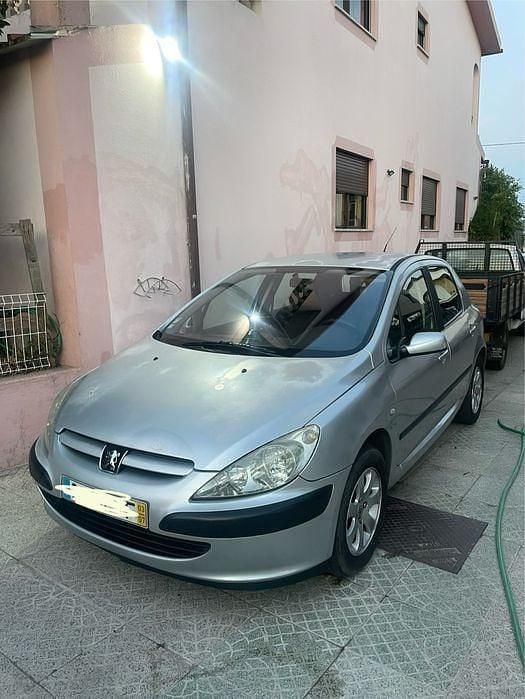 Usado 2003 Peugeot 307 Sedan | € 1.850 (Preço justo) - Imagem 1/4