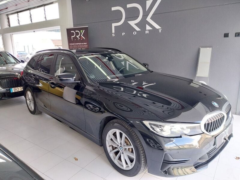 Preto Usado 2021 BMW 330 Luxury Line Carrinha | € 29.900 - Imagem 1/4