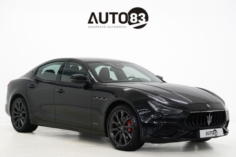 Preto Usado 2020 Maserati Ghibli GranLusso Coupé | € 59.990 - Imagem 1/4