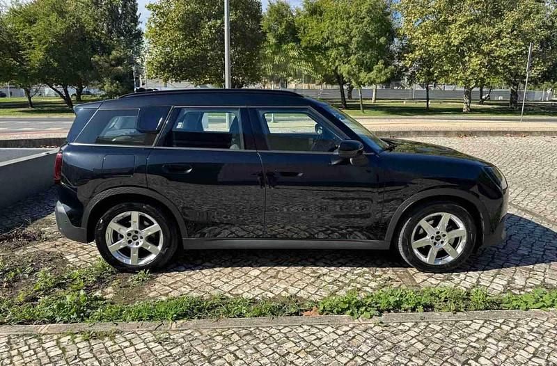Usado Mini Countryman Essential 150 kW (204 HP) 2024 Preto SUV
