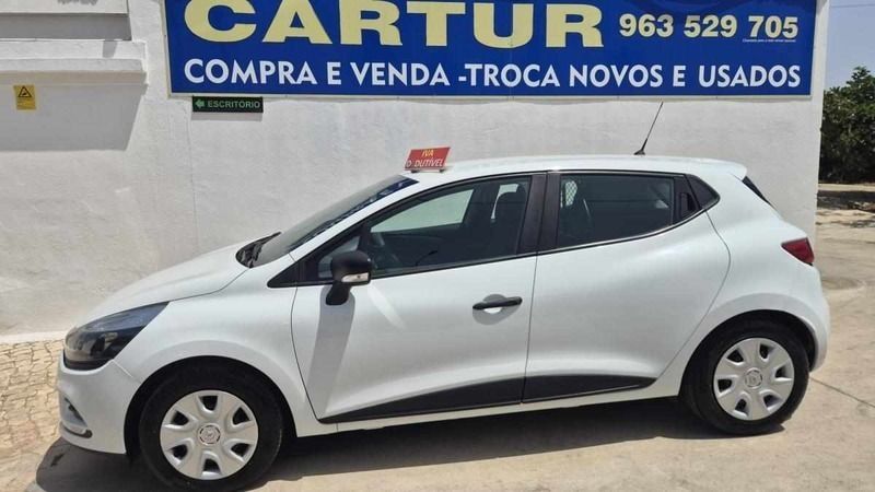 Usado Renault Clio IV 75 HP (55 kW) 2019 Branco Citadino