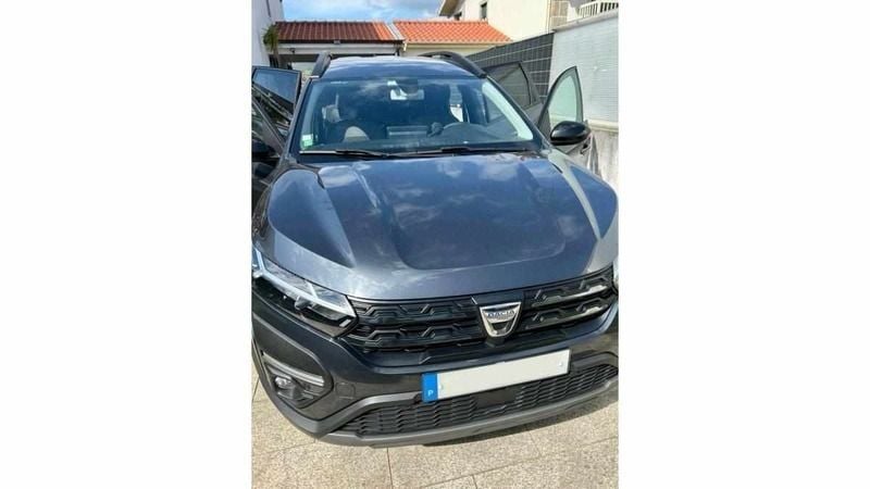 Cinzento Usado 2022 Dacia Jogger Carrinha | € 16.500 (Preço justo) - Imagem 1/4