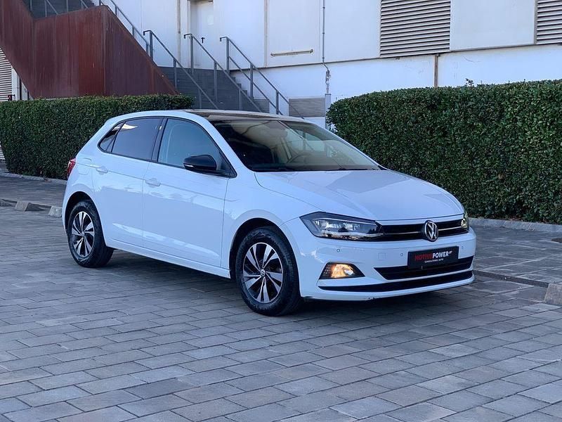 Usado VW Polo Trendline 80 HP (58 kW) 2019 Branco Citadino