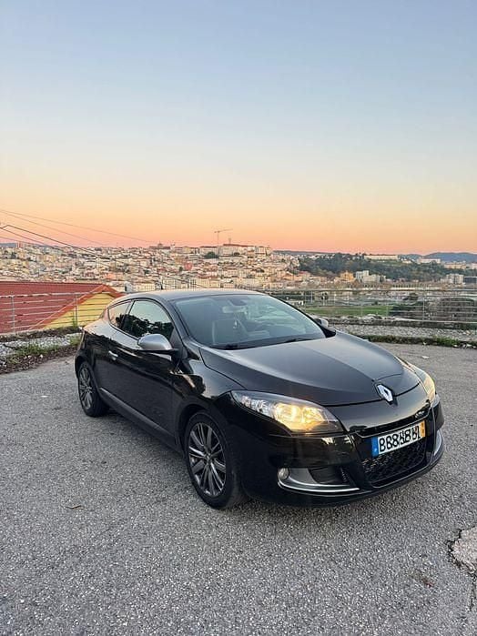 Usado Renault Mégane GT Line GT-Line 110 HP (80 kW) 2010 Coupé