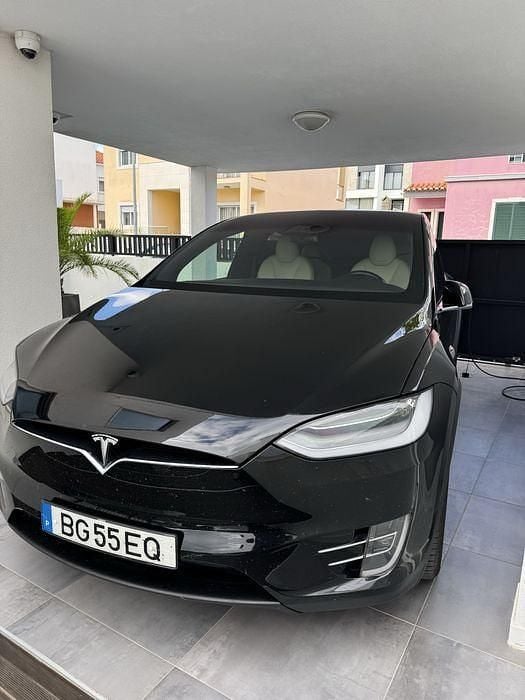 Usado 2019 Tesla Model X SUV | € 35.600 - Imagem 1/4
