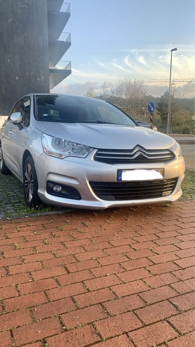 Cinzento Usado 2014 Citroën C4 Sedan | € 9.200 (Preço justo) - Imagem 1/4