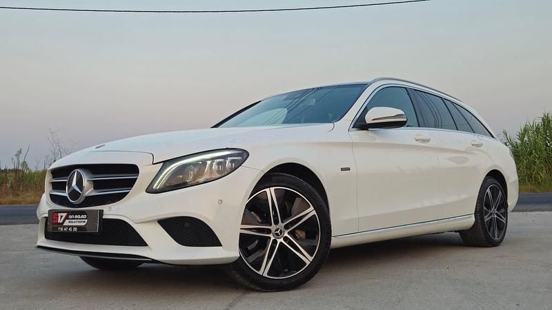 Branco Usado 2020 Mercedes C300 Avantgarde Carrinha | € 28.900 (Preço elevado) - Imagem 1/4