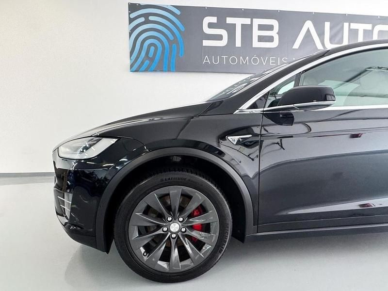 Usado Tesla Model X Long Range AWD 411 kW (560 HP) 2020 Preto SUV